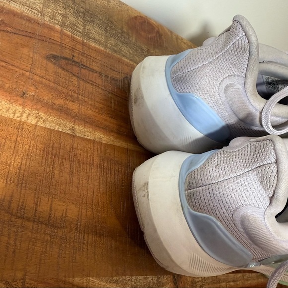 Adidas Bounce Gray and Green Athletic Shoes, Womens 8.5 - Picture 4 of 10